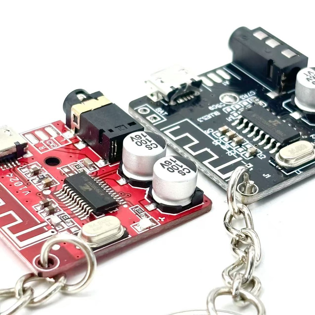 Cyberpunk Tarzı Devre Kartı An - Tech Accessories Key incelemesi ve fiyatı
